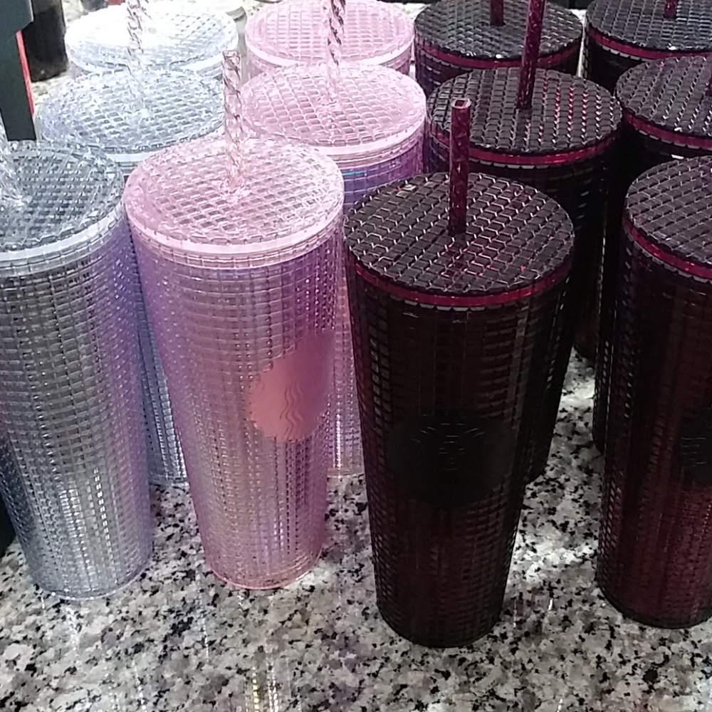 Holiday Pink Silver Berry Grid Disco Tumbl…